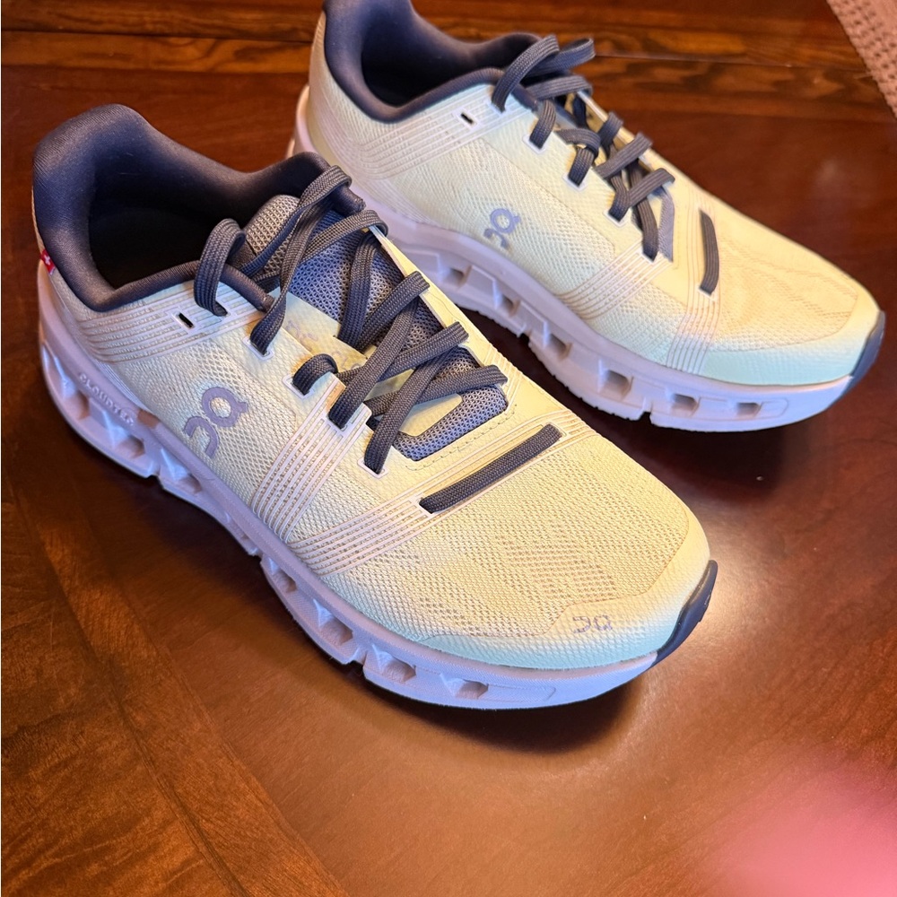 On Running Cloudgo Women's Shoes in Lime and Black. Used once